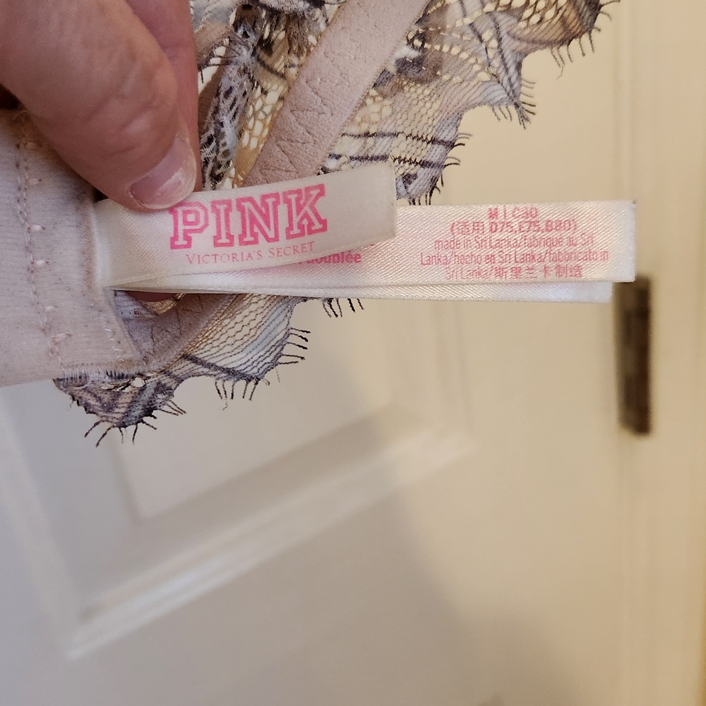PINK Victoria's Secret Geometric Lace Bralette - Brown and Cream - Picture 9 of 11
